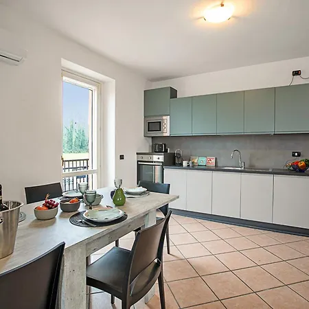 La Cascina Di Elma Few Meters From Lake - Happy