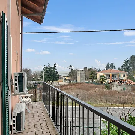 La Cascina Di Elma Few Meters From Lake - Happy Apartment *