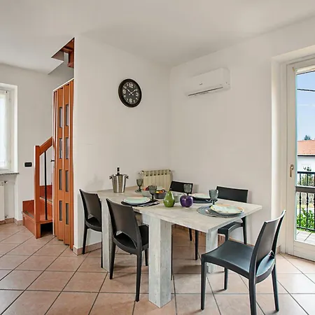 La Cascina Di Elma Few Meters From Lake - Happy Apartment Sesto Calende